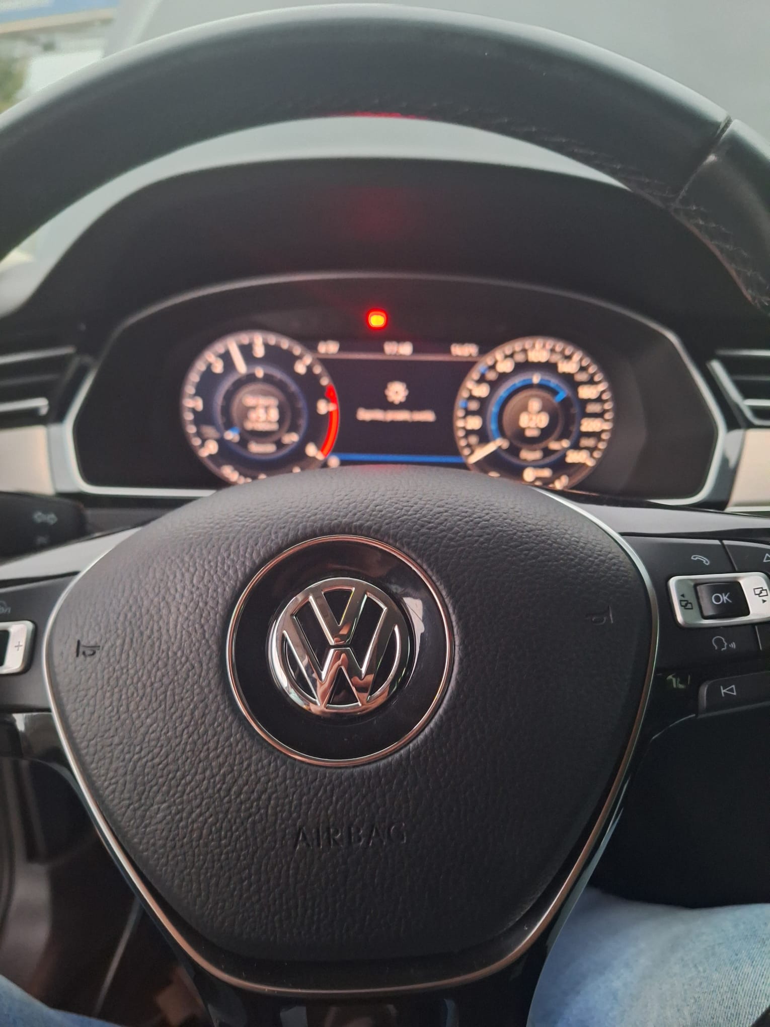 Volkswagen palubná doska s varovným svetlom DPF